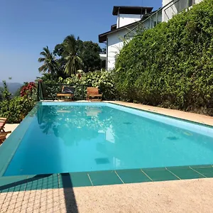 https://emerald-hill-hotel.kandyhotelsnow.com